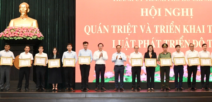 Tiêu điểm